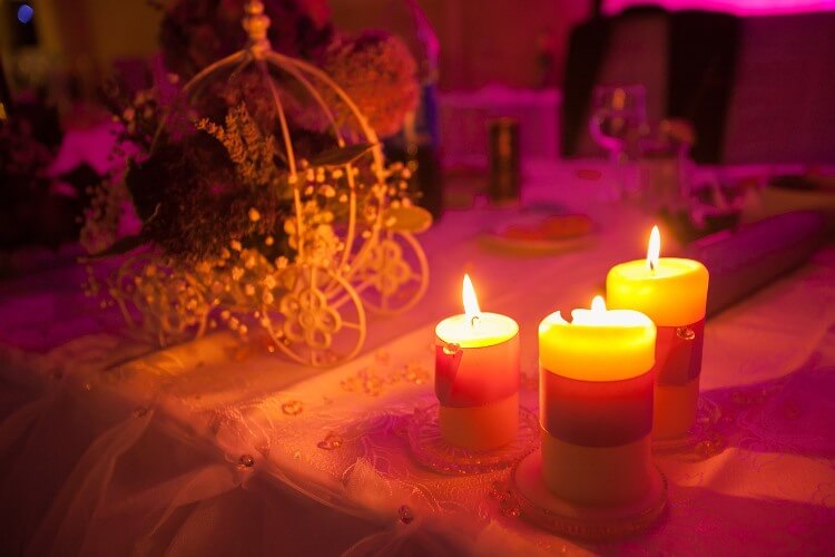 Candlelight Dinner Zum Valentinstag Schloss Craheim - Candle Light Dinner Decoration Ideas At Home